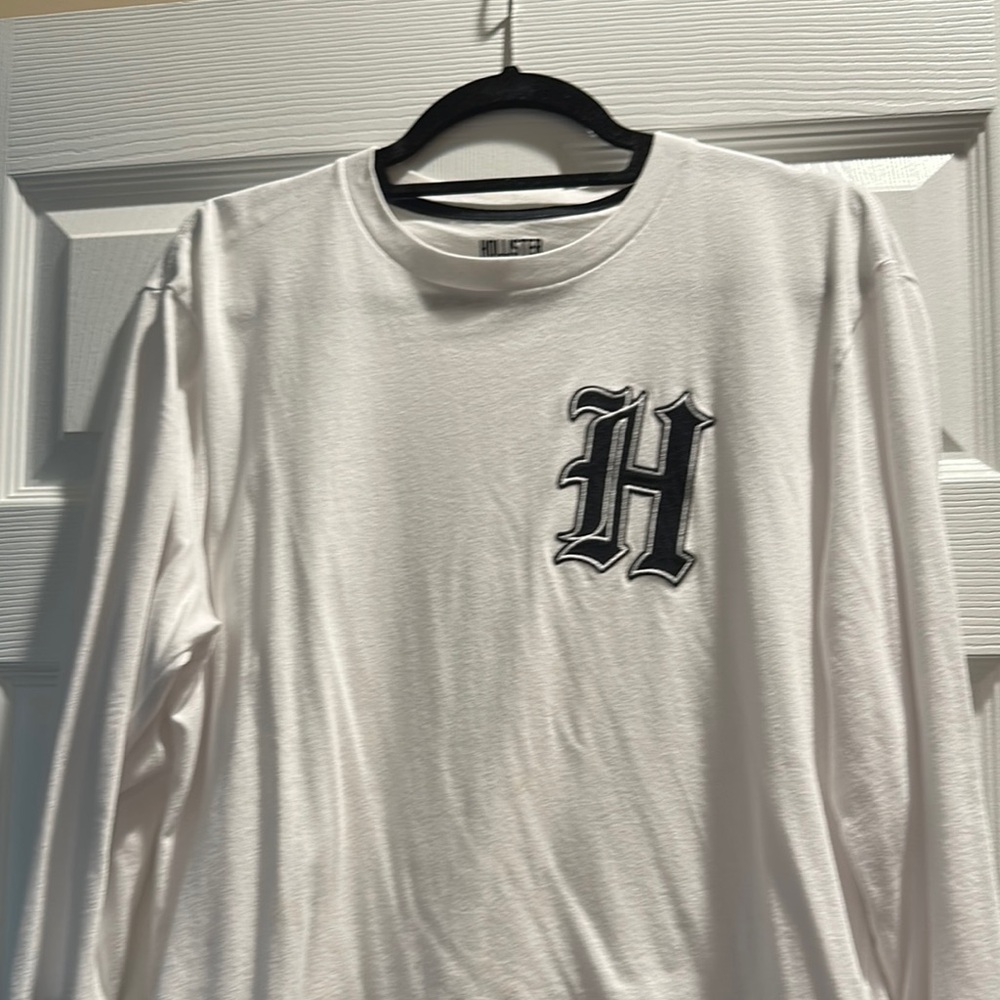 Hollister Classic White Tee with Black 'H' Emblem
